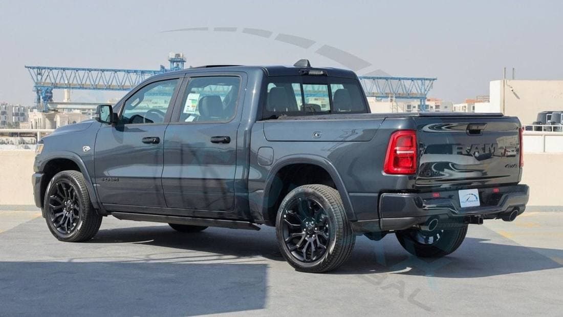 2026 RAM 1500 LIMITED thumbnail 5