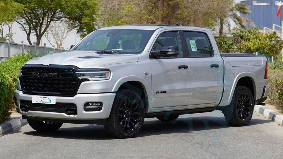 2026 RAM 1500 LIMITED thumbnail 3