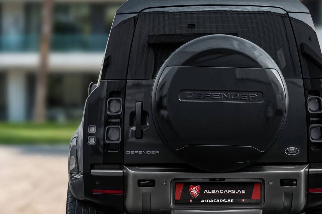 2022 Land Rover Defender 110 X DYNAMIC SE (P400) thumbnail 6