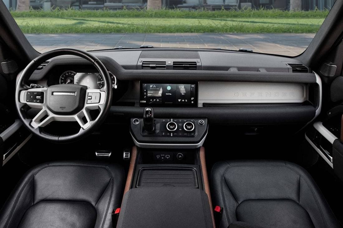 2023 Land Rover Defender thumbnail 8