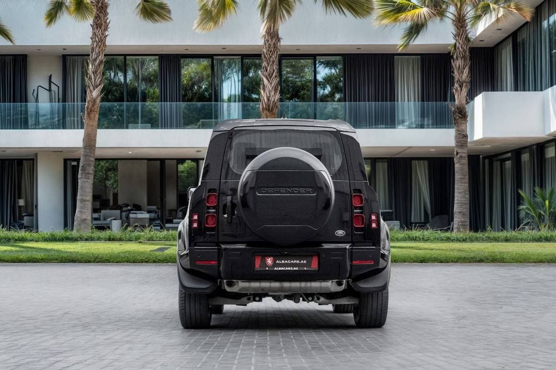 2023 Land Rover Defender thumbnail 5