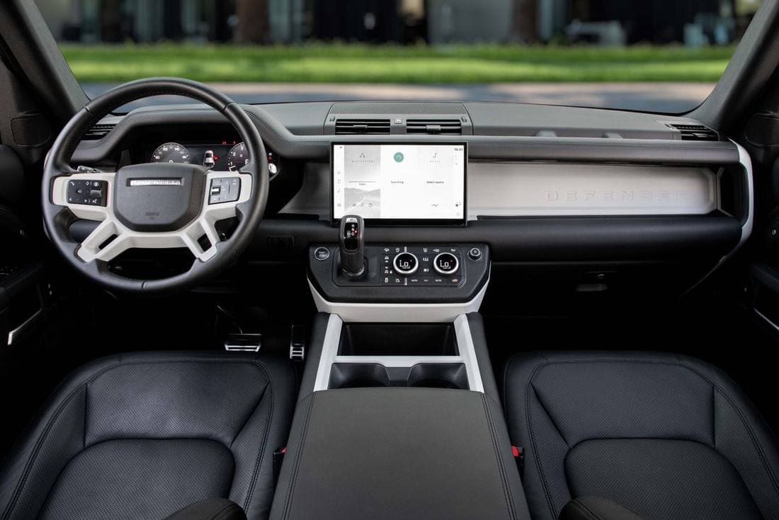 2025 Land Rover Defender thumbnail 8