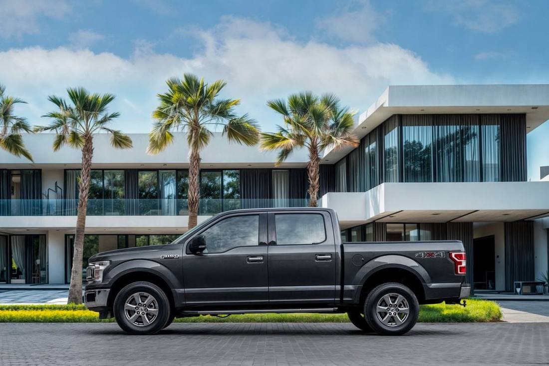 2020 Ford F 150 XLT thumbnail 2