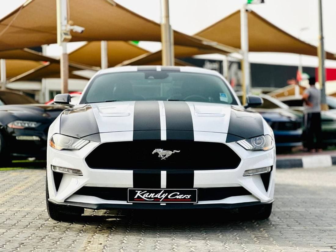 2022 Ford Mustang thumbnail 2
