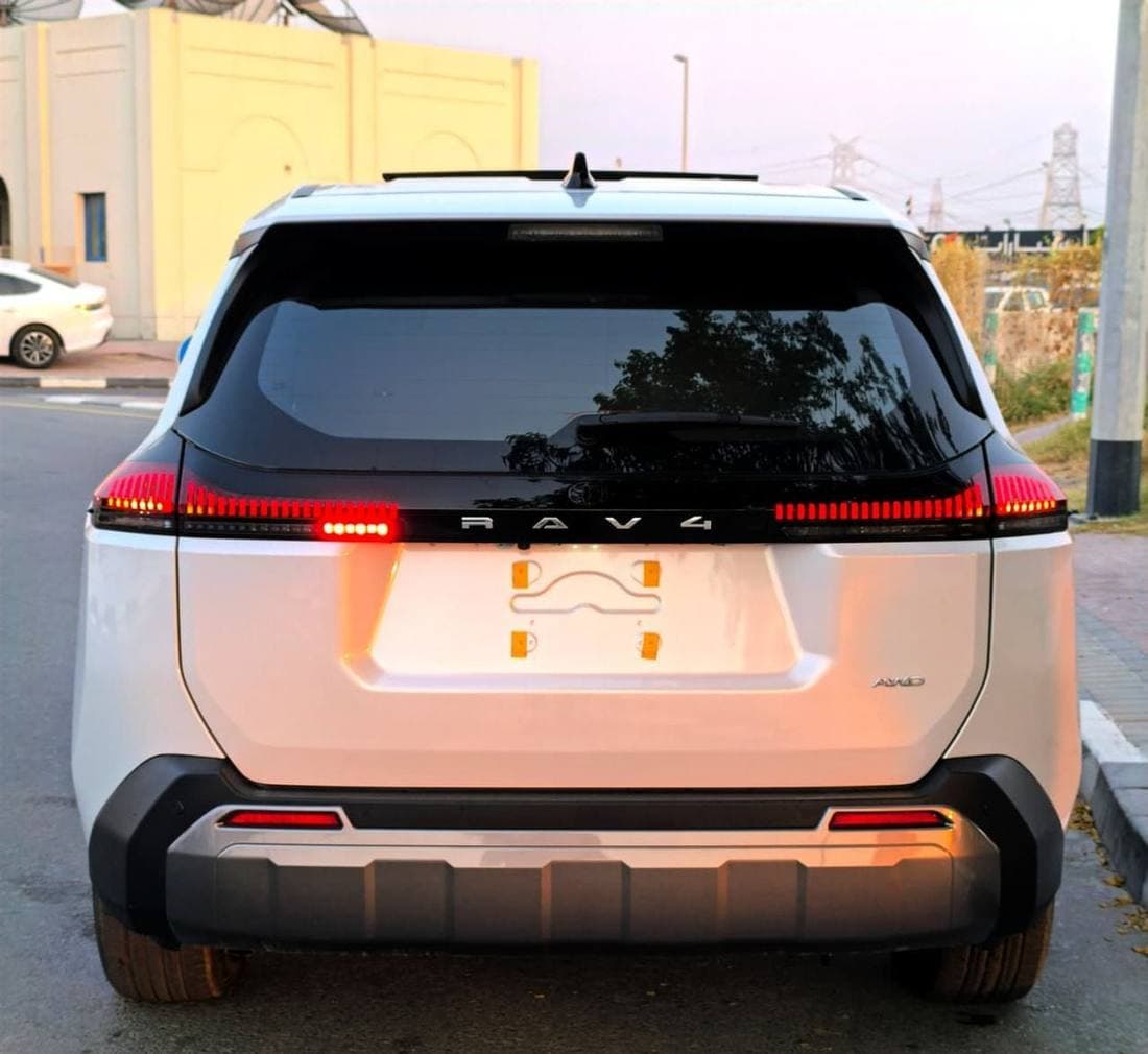 2026 Toyota RAV4 4WD Luxury thumbnail 6