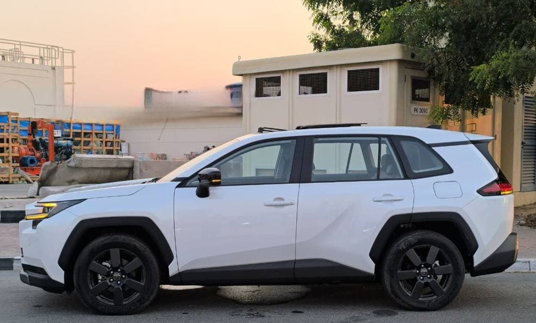 2026 Toyota RAV4 4WD Luxury thumbnail 3