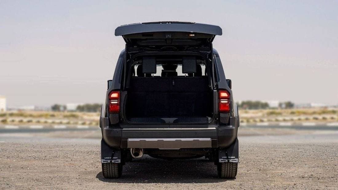 2025 Toyota Prado VXR thumbnail 5