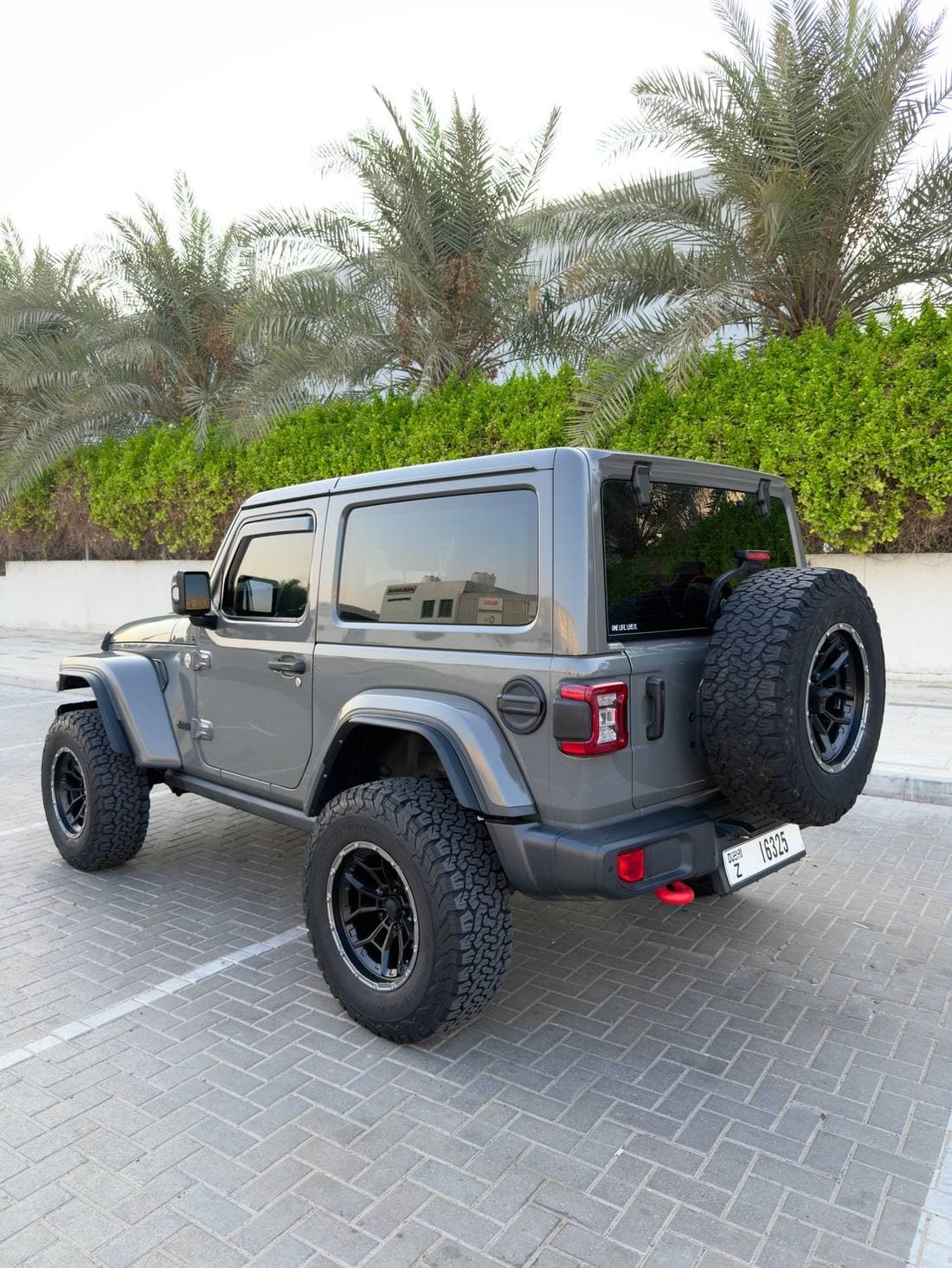 2021 Jeep Wrangler SAHARA thumbnail 5