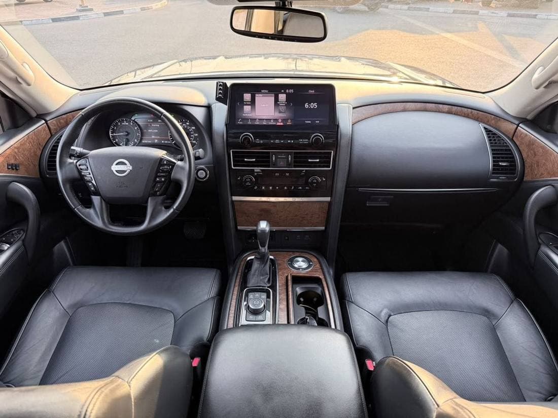 2023 Nissan Armada SL thumbnail 5
