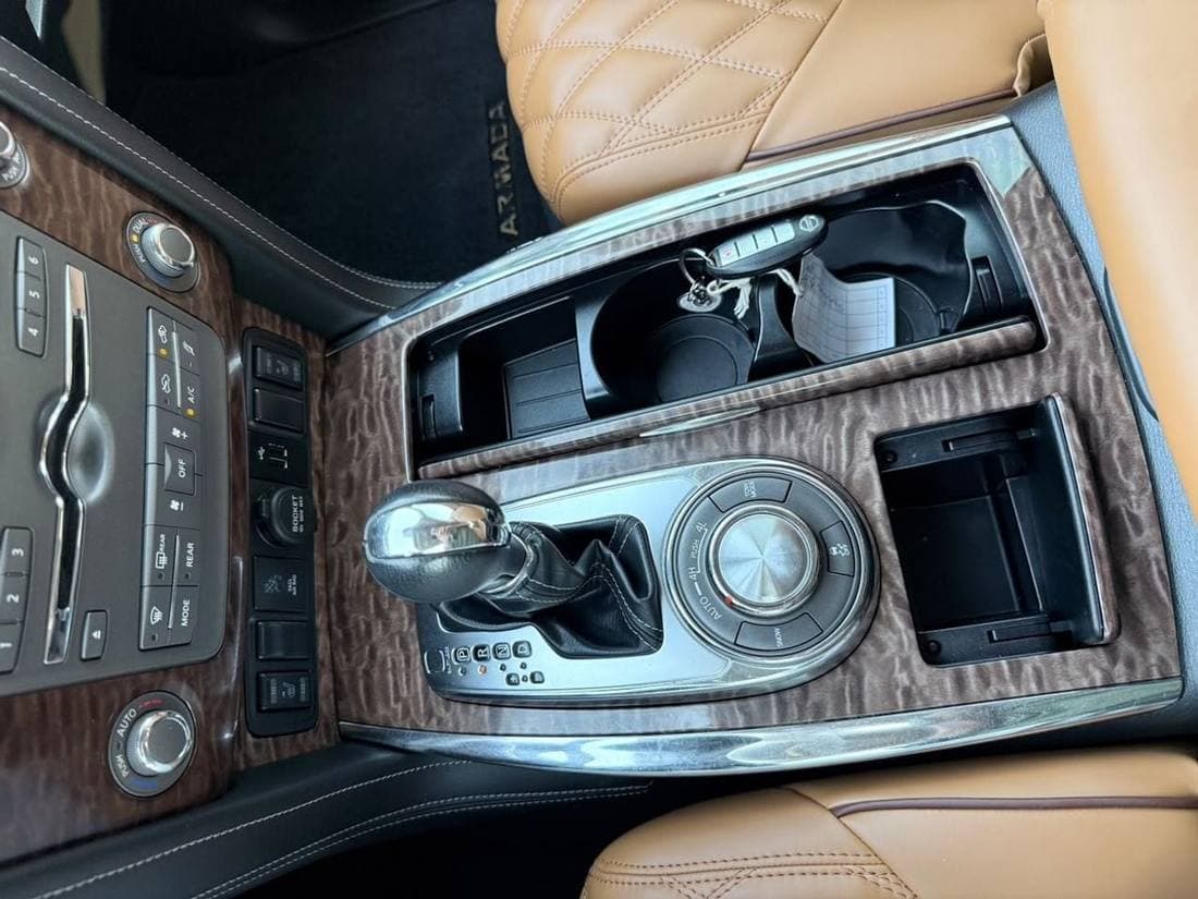 2019 Nissan Armada SL thumbnail 8