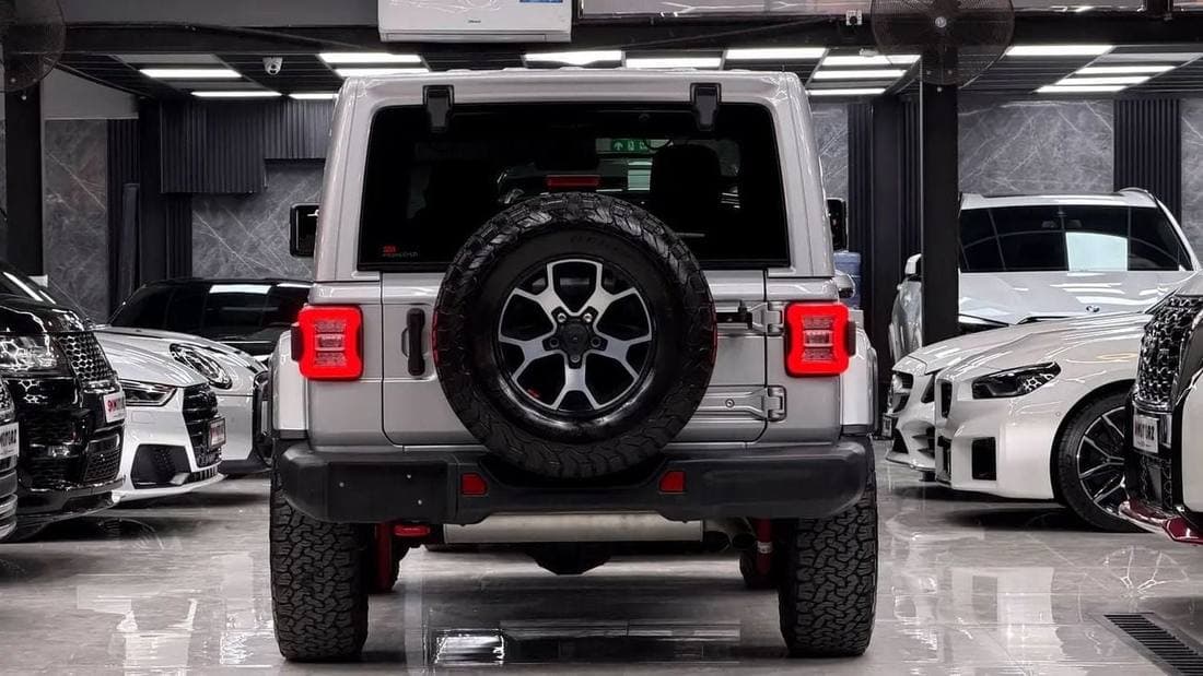 2023 Jeep Wrangler RUBICON thumbnail 6