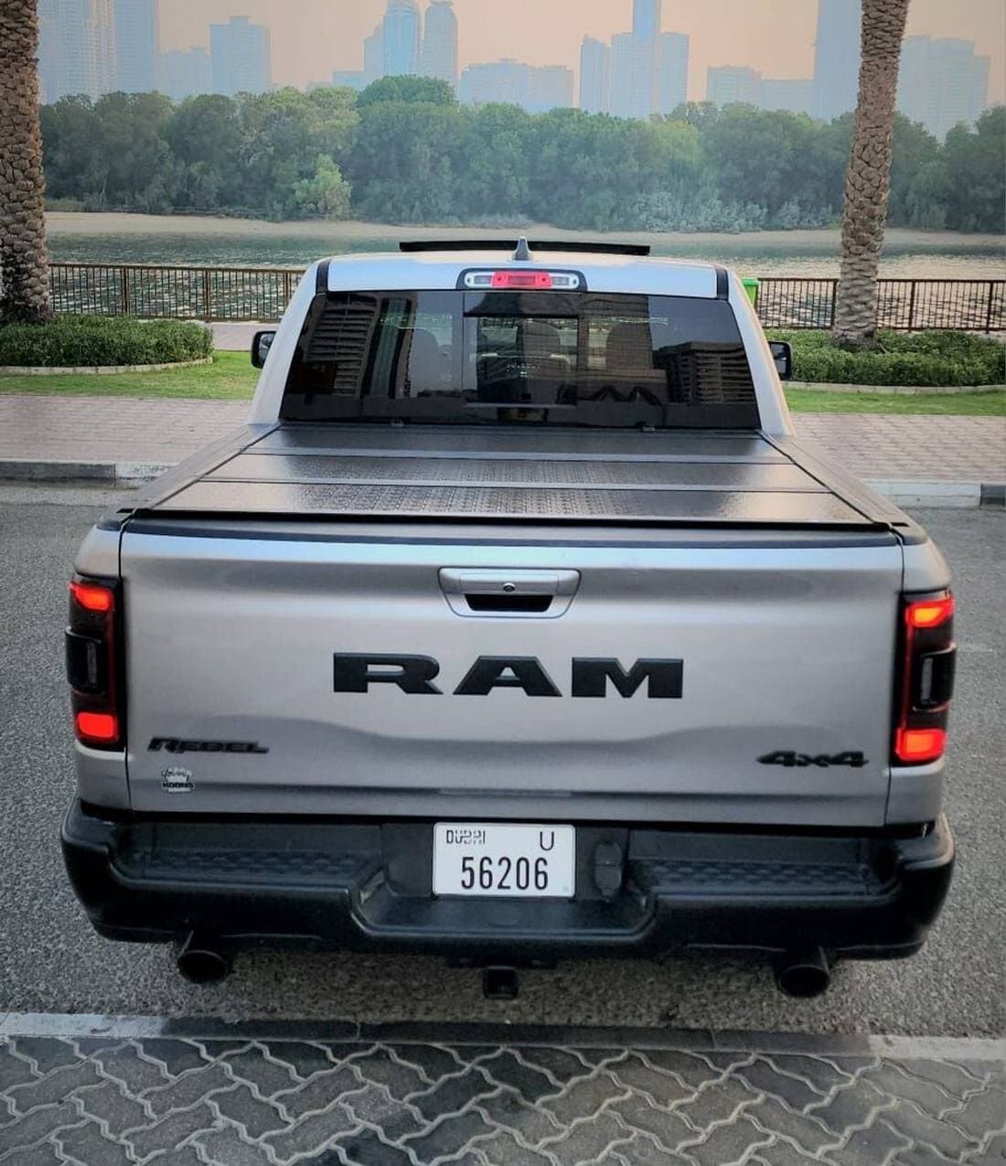 2021 RAM 1500 REBEL thumbnail 8