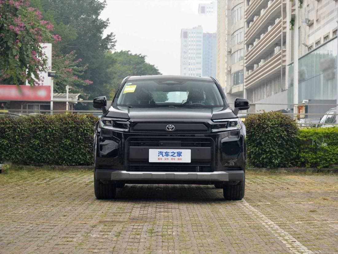 2026 Toyota RAV4 VXR HEV