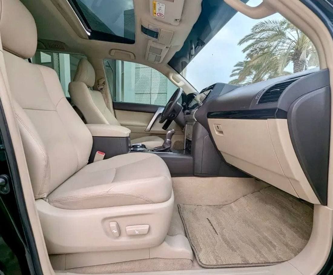 2022 Toyota Prado TX L thumbnail 6