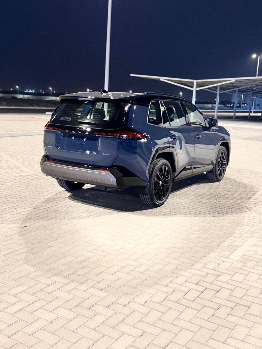 2026 Toyota RAV4 VXR HEV thumbnail 8