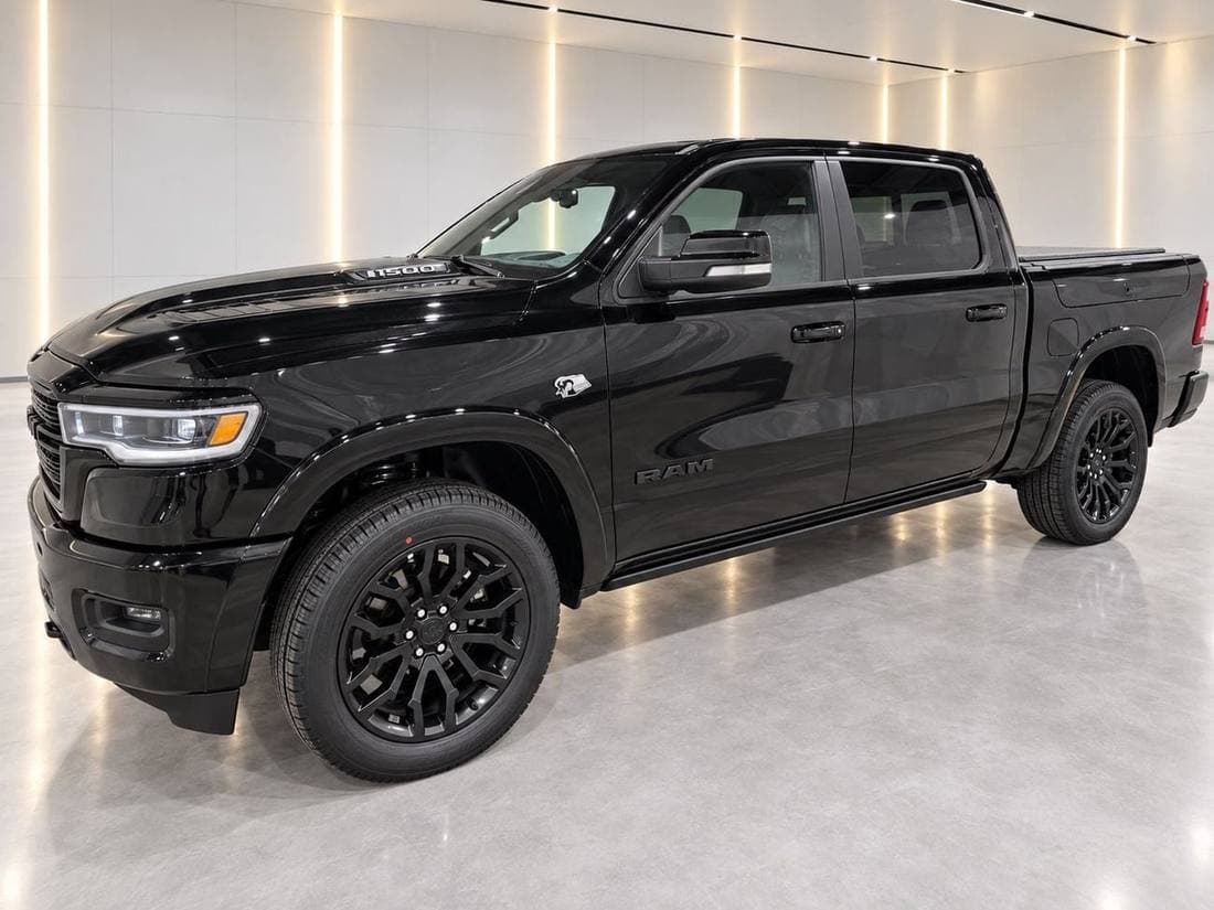 2026 RAM 1500 LIMITED thumbnail 8