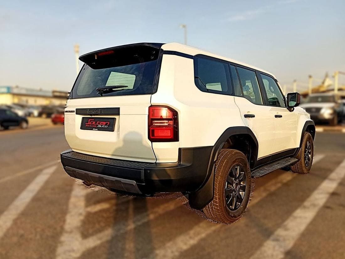 2026 Toyota Prado ADVENTURE thumbnail 8