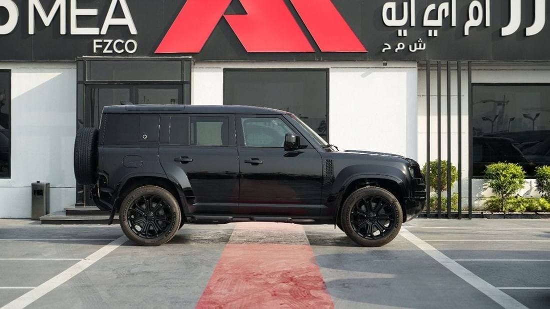 2026 Land Rover Defender Black Black OCTA P635 2026MY Export Only thumbnail 7