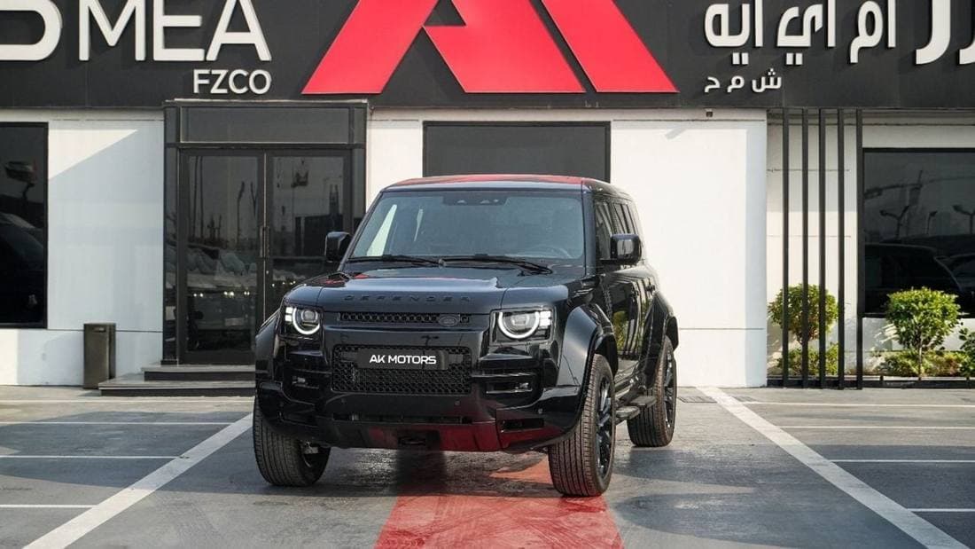 2026 Land Rover Defender Black Black OCTA P635 2026MY Export Only thumbnail 3