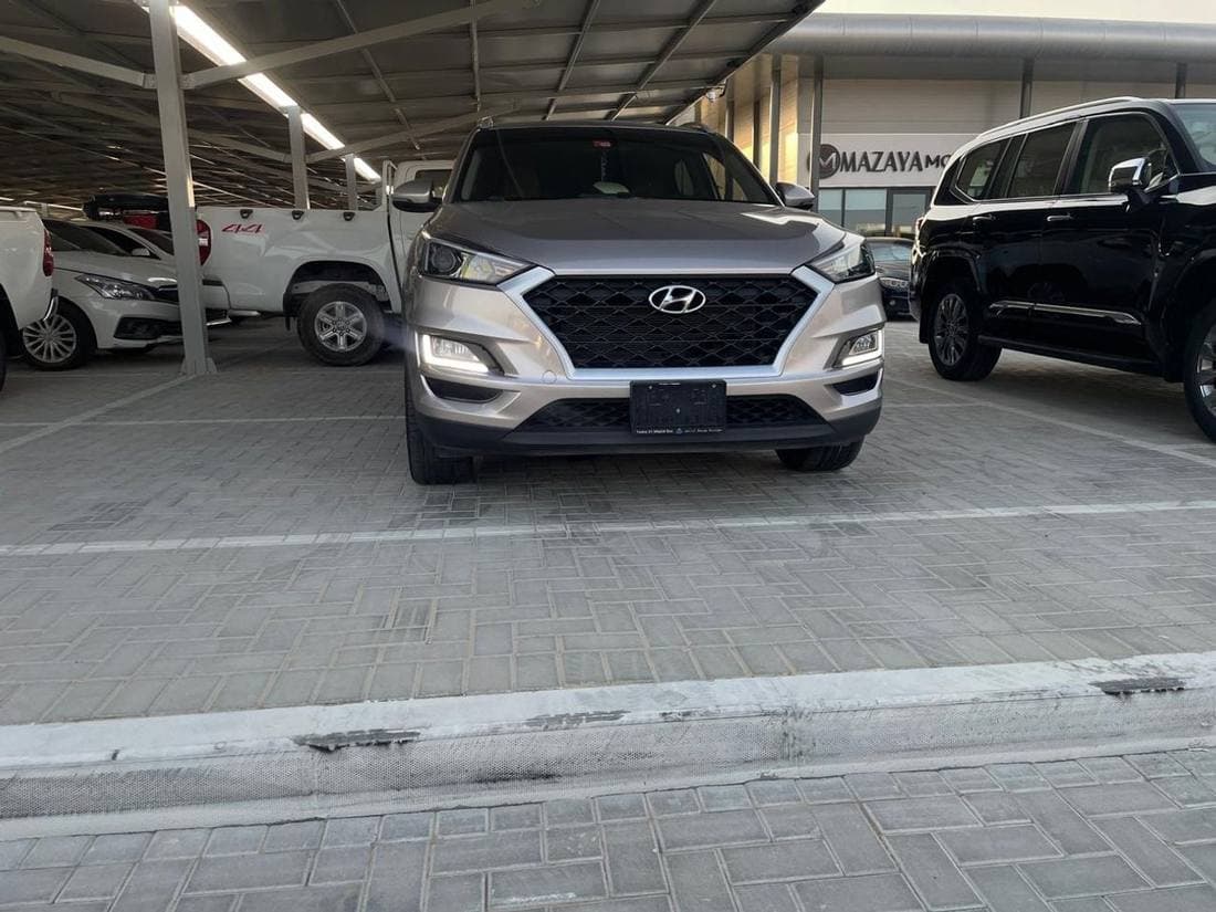 2020 Hyundai Tucson GL thumbnail 2