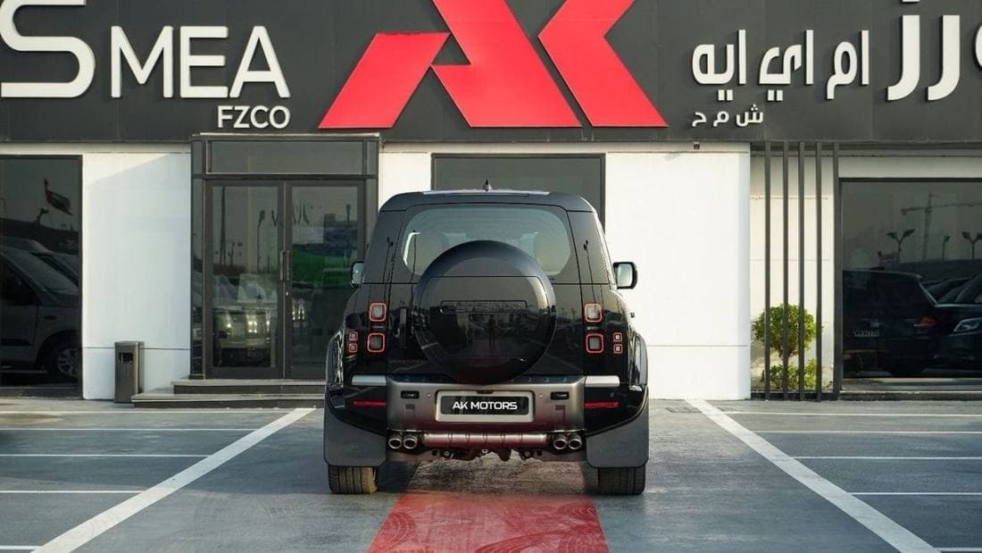 2026 Land Rover Defender Ultimate Edition P525 V8 5.0 Black 2026MY Export thumbnail 5