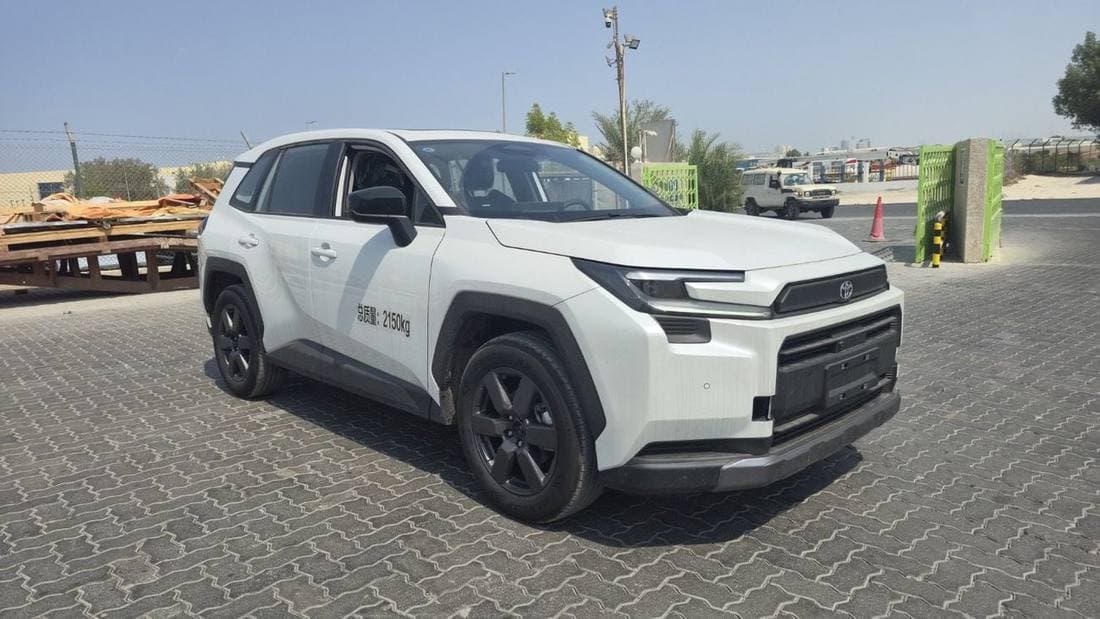 2026 Toyota RAV4 LE thumbnail 4