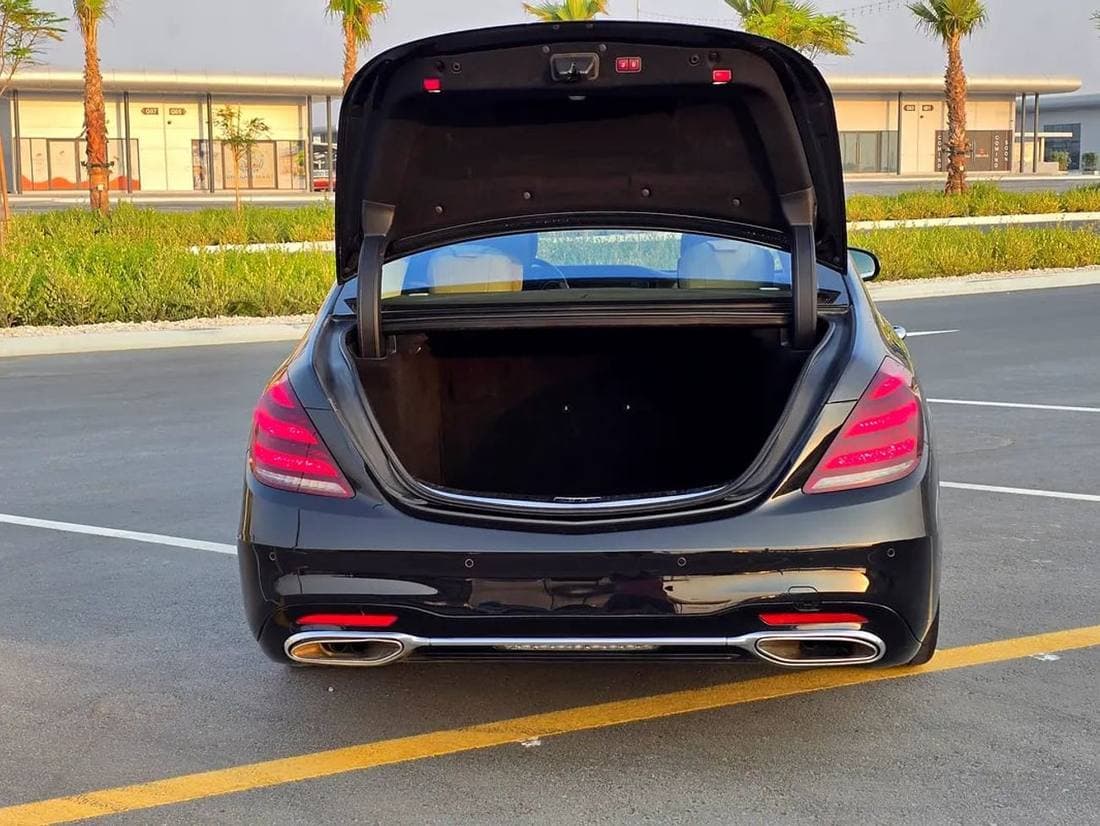 2018 Mercedes Benz S560 thumbnail 8