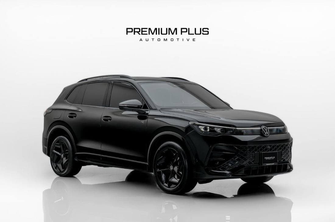 2025 Volkswagen Tiguan R LINE thumbnail 3