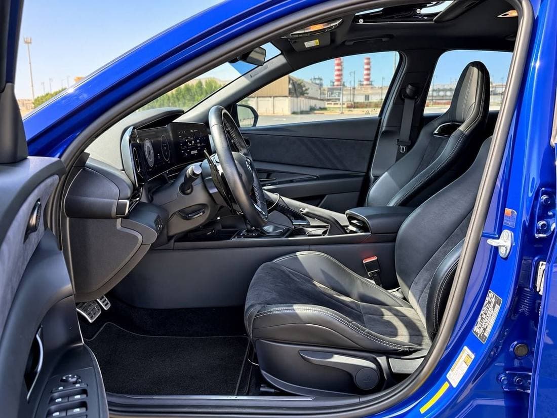 2022 Hyundai Elantra thumbnail 7