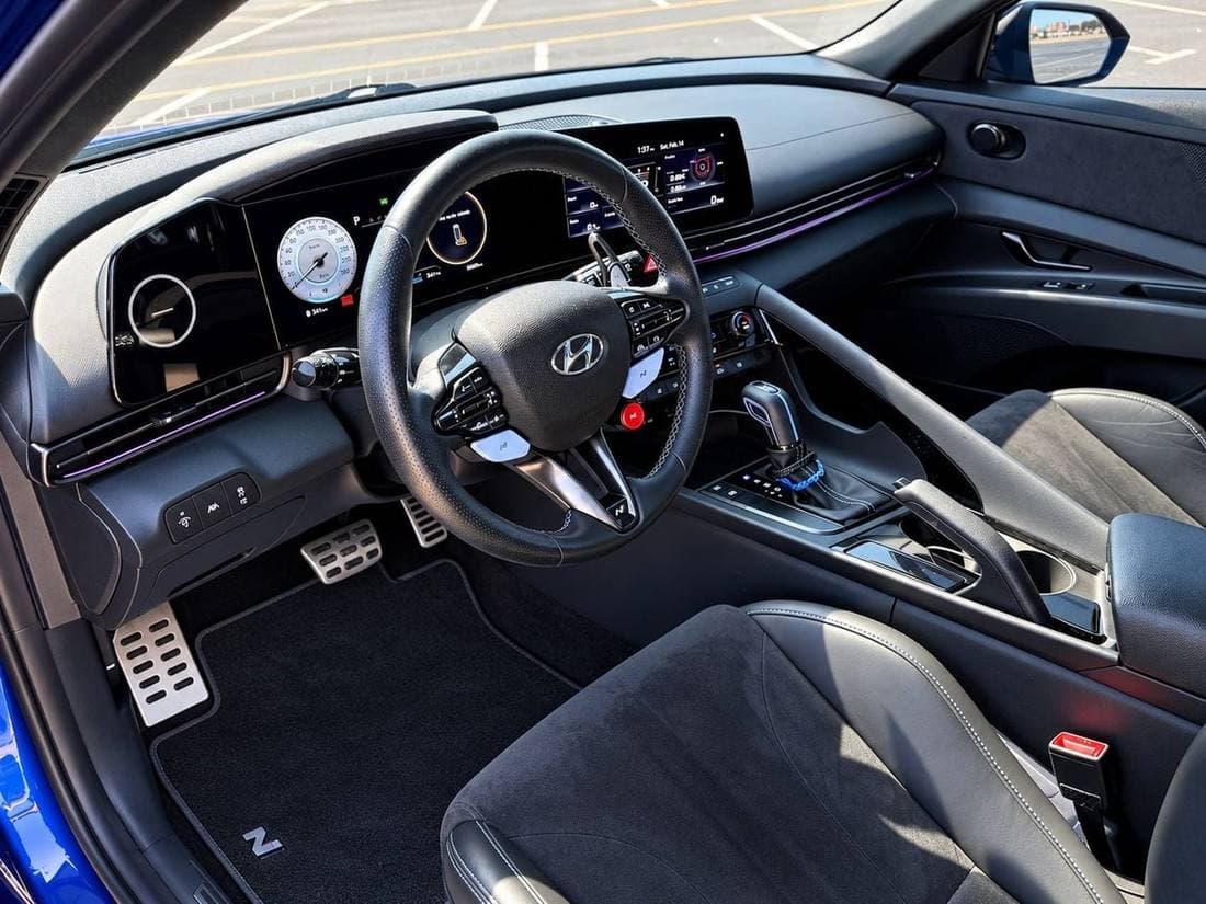 2022 Hyundai Elantra thumbnail 8