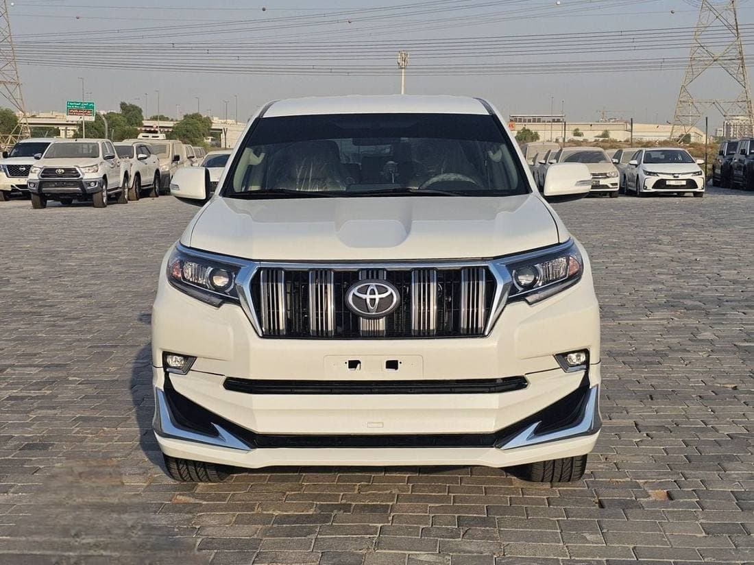 2019 Toyota Prado GXR thumbnail 3