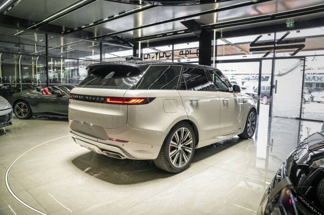 2025 Land Rover Range Rover Sport DYNAMIC SE P360 thumbnail 6