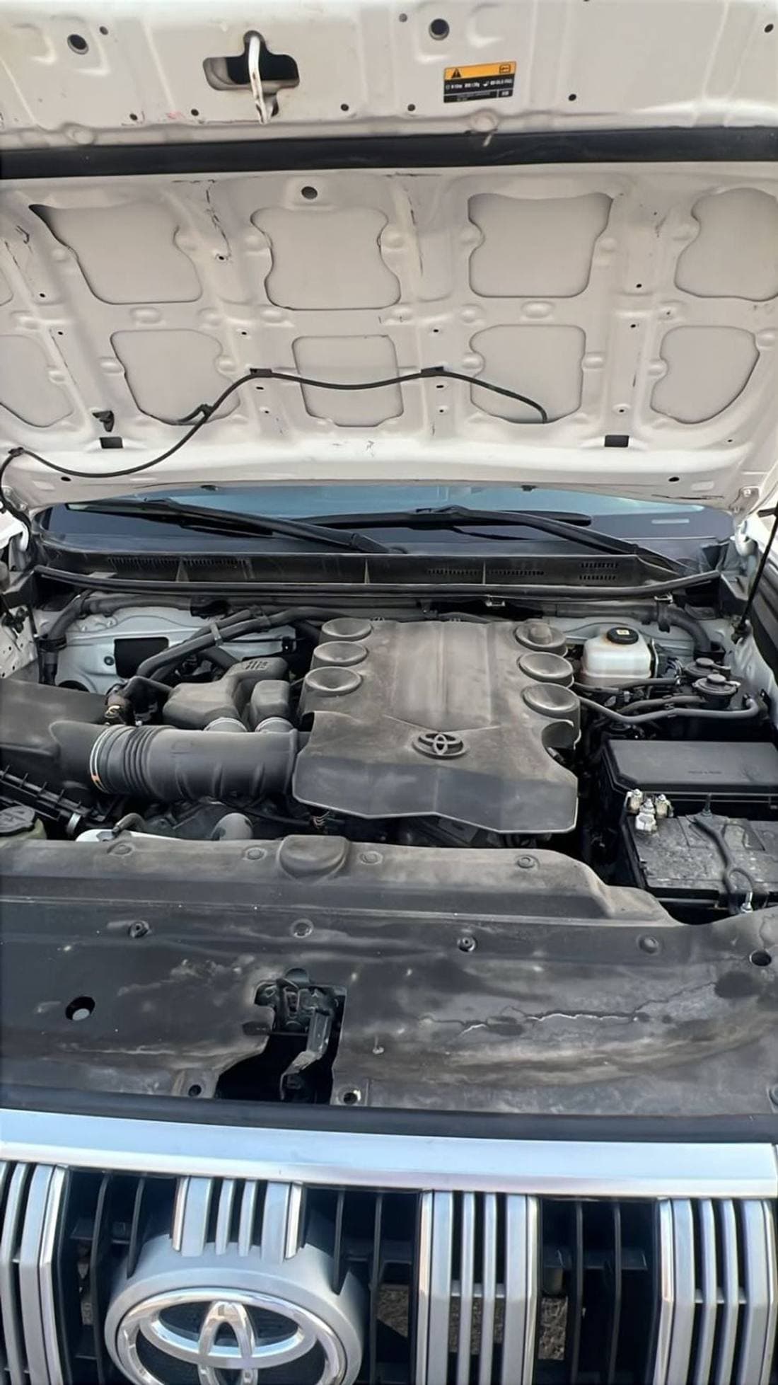 2022 Toyota Prado TX L thumbnail 8