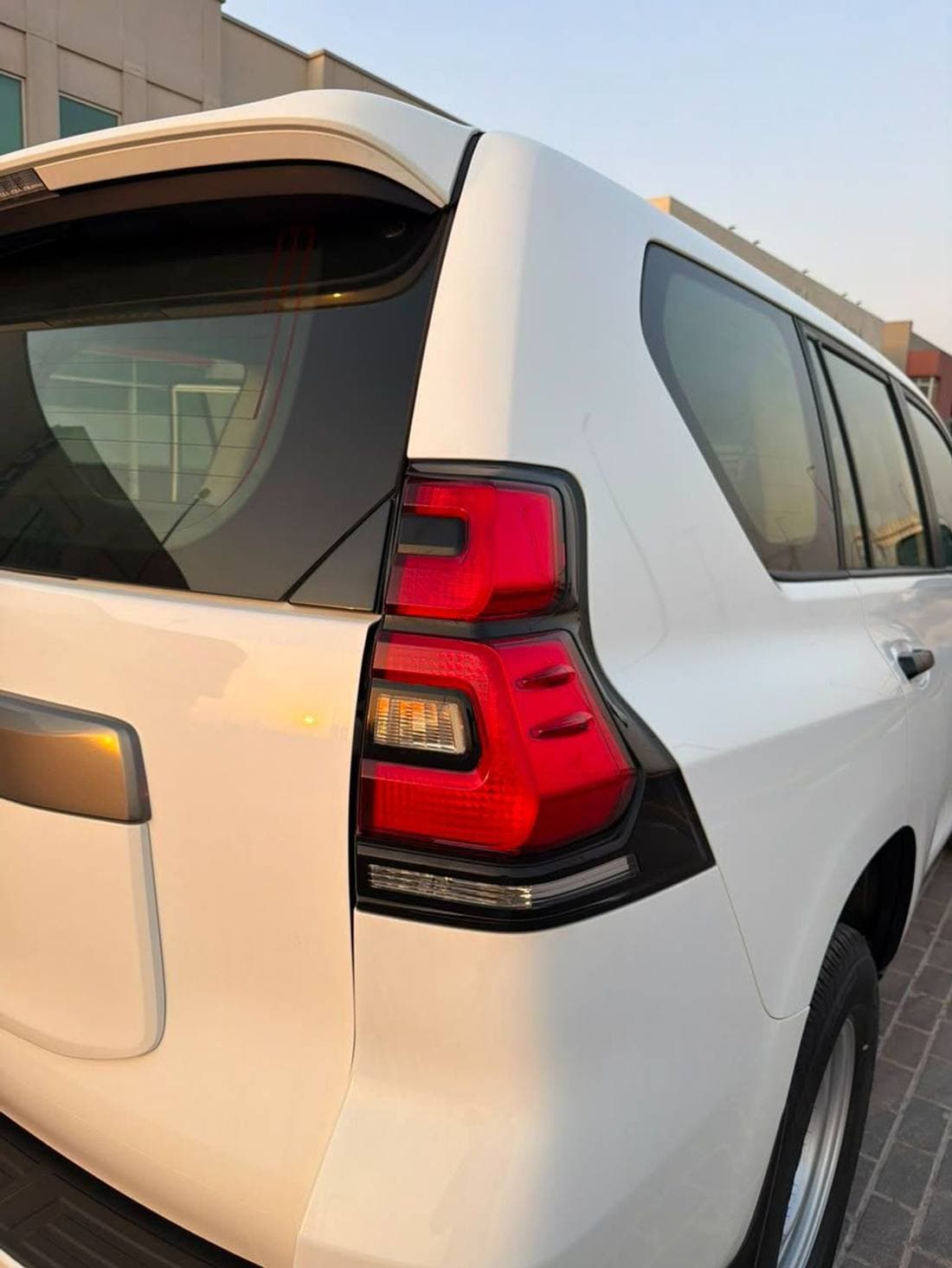 2023 Toyota Prado TX L thumbnail 6