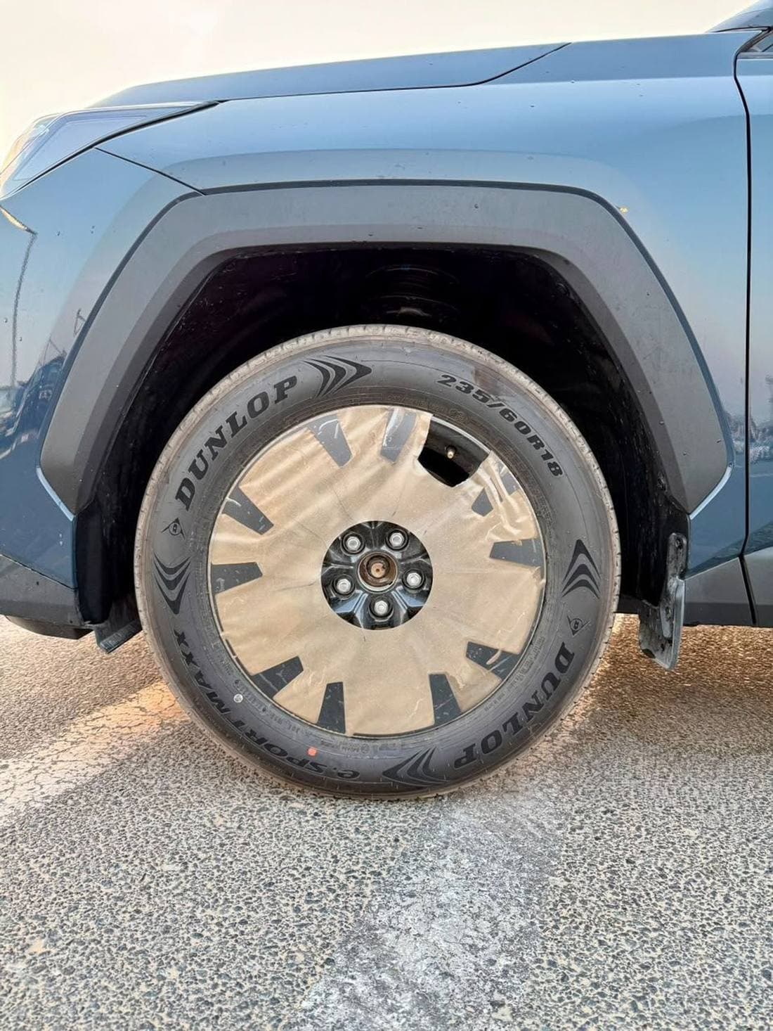 2026 Toyota RAV4 XLE thumbnail 8