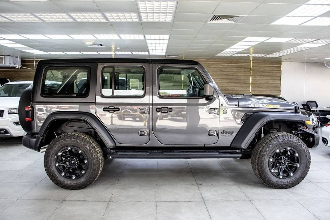 2024 Jeep Wrangler SPORT thumbnail 4