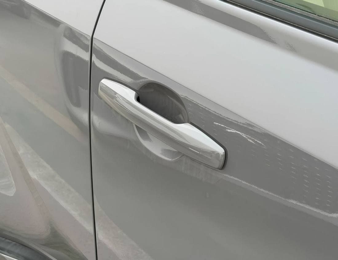 2026 Toyota RAV4 XLE thumbnail 6