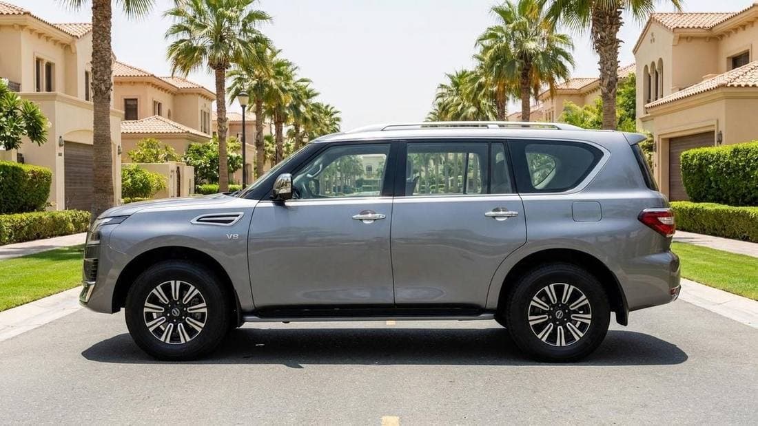 2024 Nissan Patrol LE T2 thumbnail 5