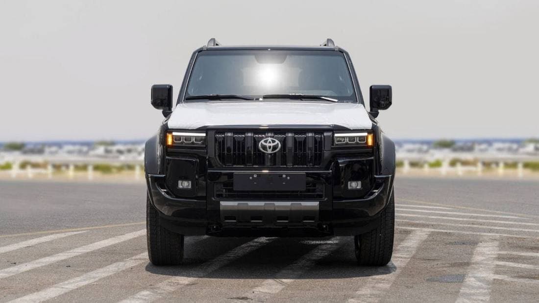 2025 Toyota Prado VXR thumbnail 4