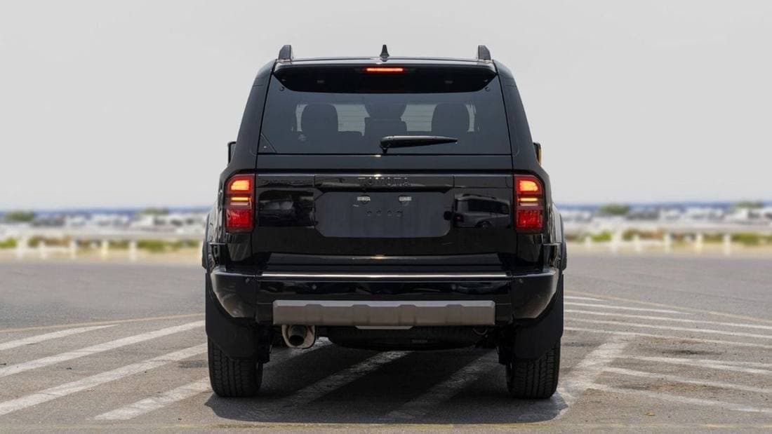 2025 Toyota Prado VXR thumbnail 7
