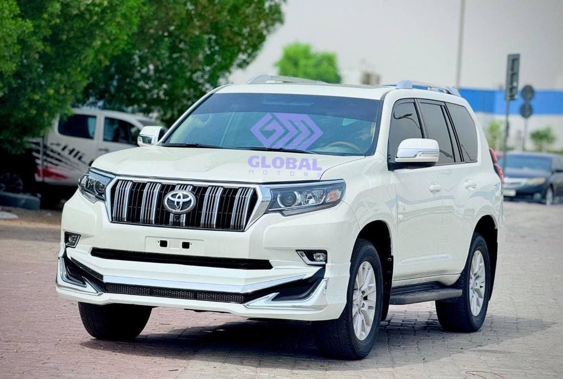 2015 Toyota Prado GXR thumbnail 4