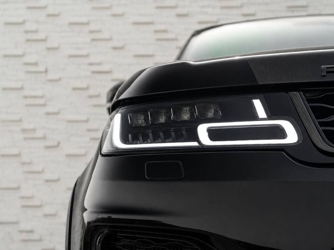 2022 Land Rover Range Rover Sport SVR thumbnail 5