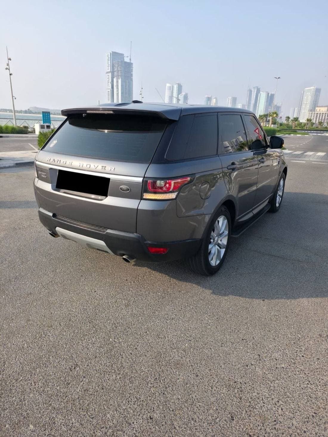 2016 Land Rover Range Rover Sport HSE thumbnail 6