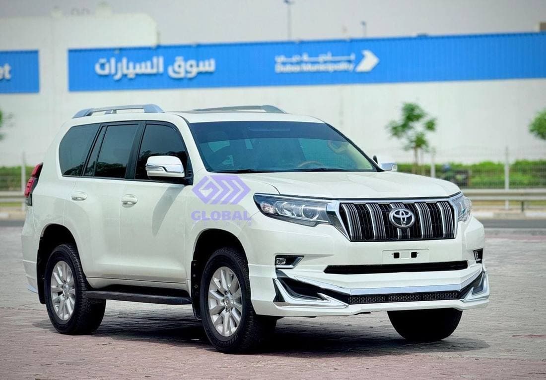 2015 Toyota Prado GXR thumbnail 3