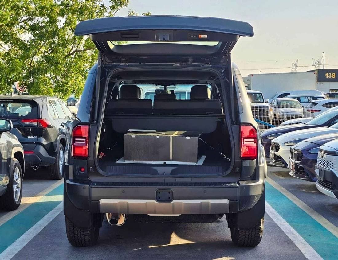 2026 Toyota Prado thumbnail 7