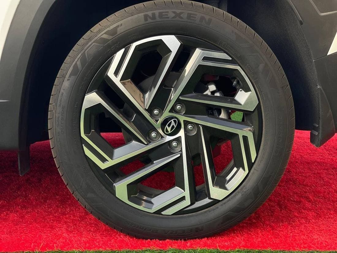 2027 Hyundai Tucson 2.0 thumbnail 5