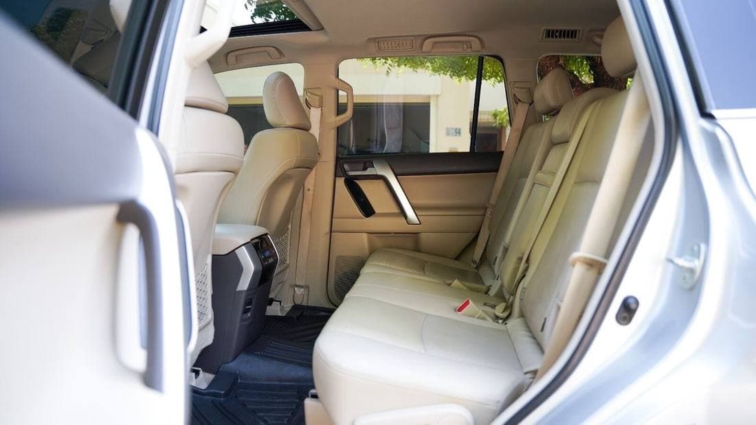 2020 Toyota Prado VXR thumbnail 7