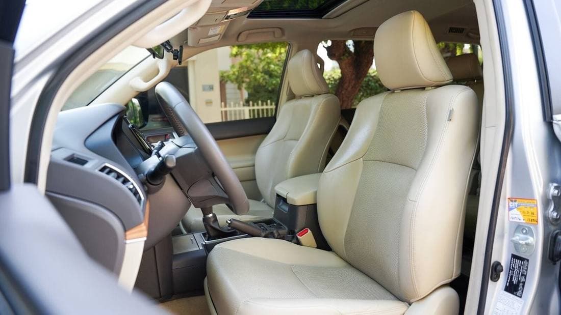 2020 Toyota Prado VXR thumbnail 6