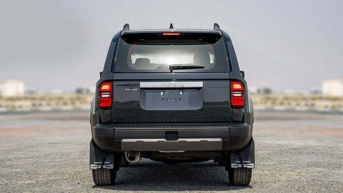 2025 Toyota Prado GXR thumbnail 4