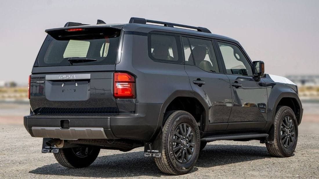 2025 Toyota Prado GXR thumbnail 3